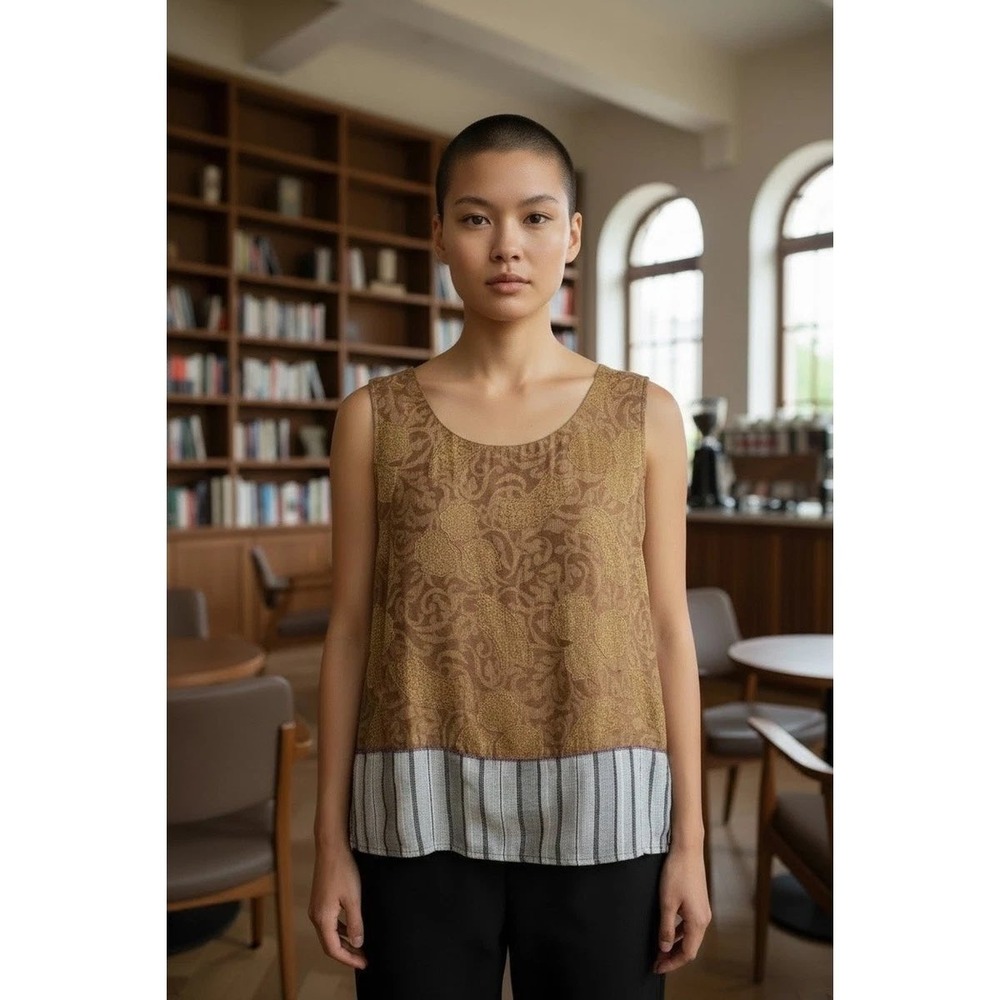 Spencer Alexis Gold Jacquard Sleeveless Top Striped Hem Size 8